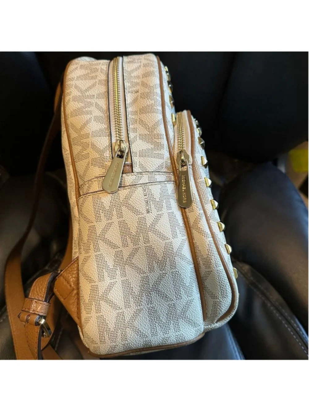 Michael Michael Kors Abbey Medium Studded Signature Backpack White/Acorn